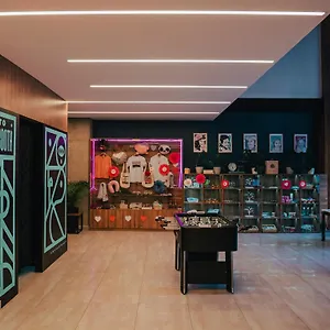 Spotty Centro Hotel