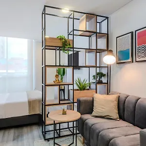  Apartamento Modern Loft In 94 St